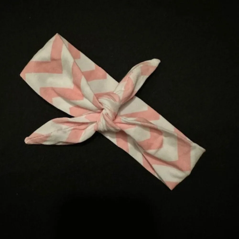 ****   Pink Chevron Knot Headband  HB7867  Handmade NWT Boutique